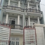 Bán nhà mới xây dựng hiện đại, 2 lầu đúc kiên cố, 4pn,5wc, đường 10m.Giá 1 tỷ 720tr