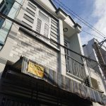 Số Nhà Riêng chuyển hộ khẩu về, Tặng Máy Lạnh,2 phòng ngủ, 2 toilet, đường xe hơi sau chợ Hiệp Thành quận 12