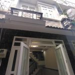 Nhà đúc 1 lầu đẹp không tùy vết, 2pn, 2 toilet, sau chợ Hiệp Thành quận 12