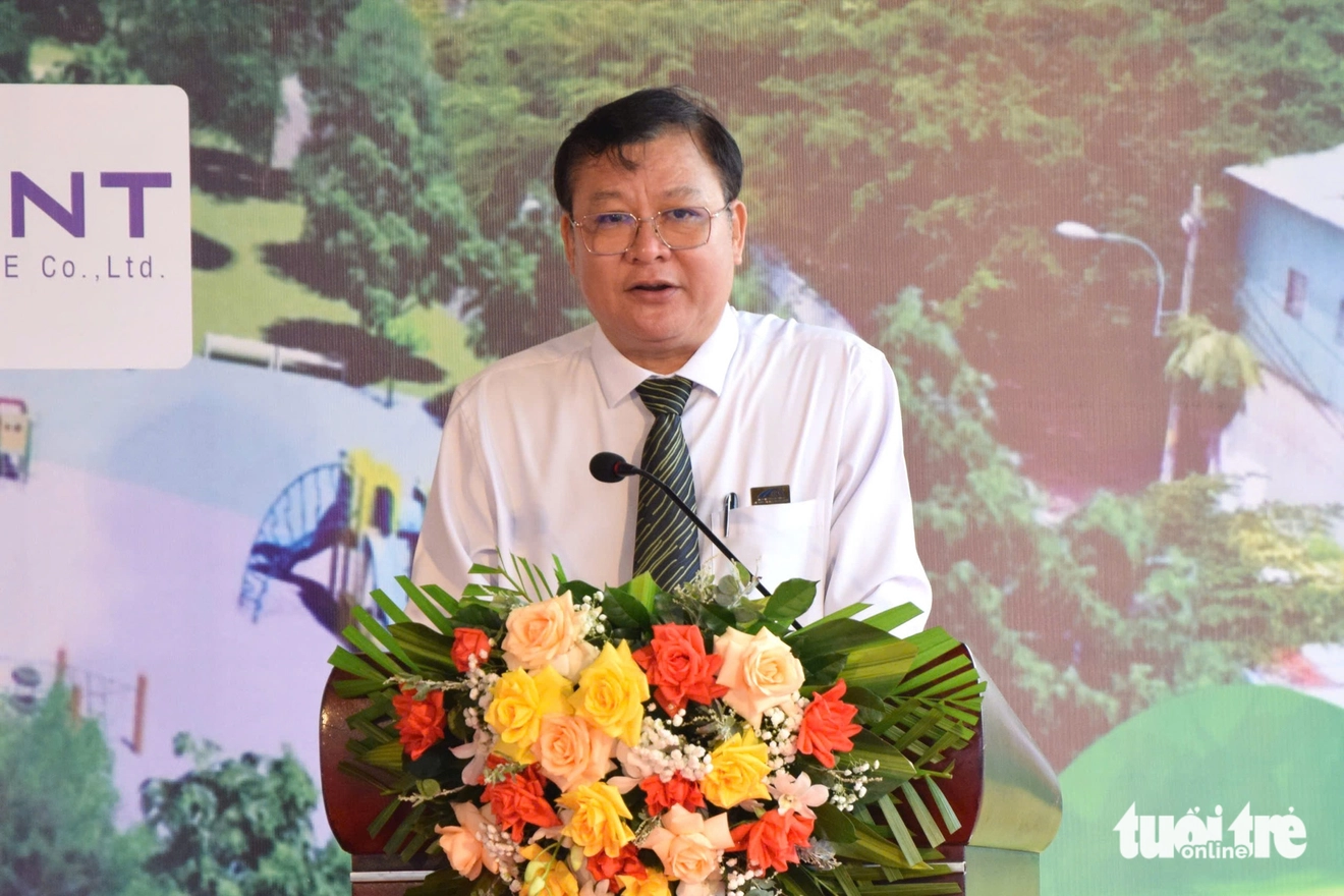 Ông Nguyễn Hoàng Anh Dũng - Phó giám đốc Ban Quản lý dự án hạ tầng đô thị TP.HCM - cho hay sẽ đảm bảo yêu cầu kỹ thuật, nhiệm vụ thông tin, đảm bảo quyền lợi của người dân trong vùng ảnh hưởng thi công