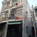 Nhà 2 lầu 4 phòng ngủ, ngày chợ Hiệp Thành Quận 12 TP HCM