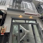 Nhà đúc 1 lầu đường TTH06 sau siêu thị Metro quận 12